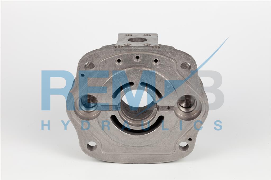 P1-PD 100 PORT BLOCK - THRU-DRIVE, SAE C, FLANGE P